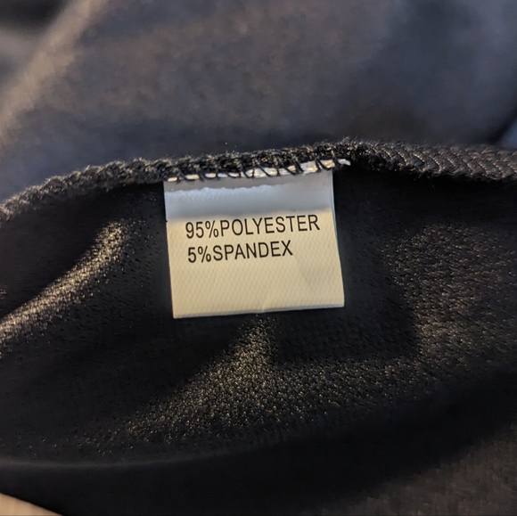 Yathon Ruffle Dress - Picture 11 of 12